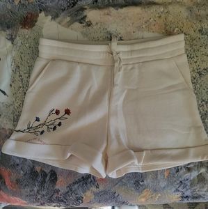 TAYLOR SWIFT - LOVING HIM WAS RED SHORTS